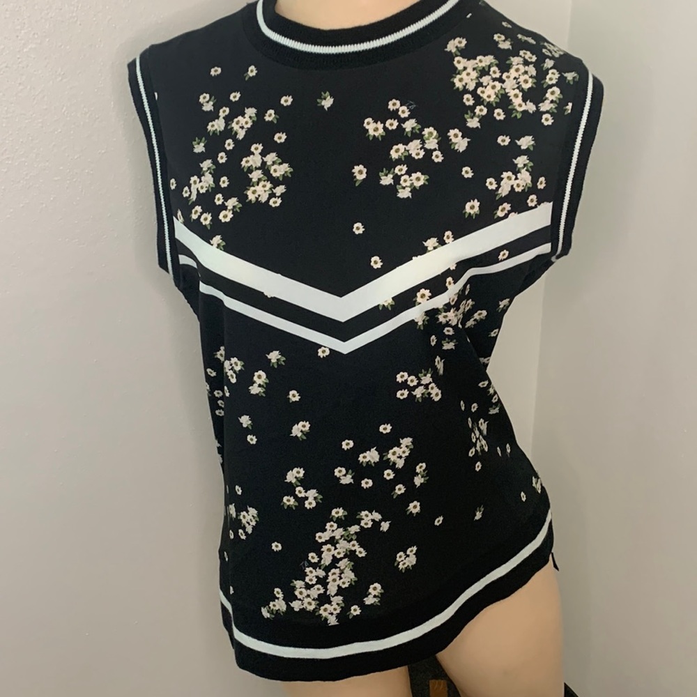 EUC Ted Baker London One of a few just for you top floral black 1 small